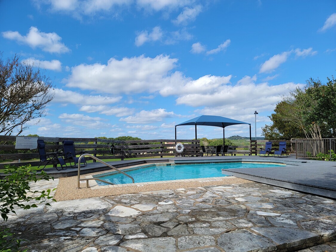 108 Overlook Ct, Woodcreek, TX 78676 Townhome Rentals in Woodcreek TX