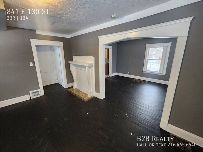 Foto del edificio - 841 E 130th St