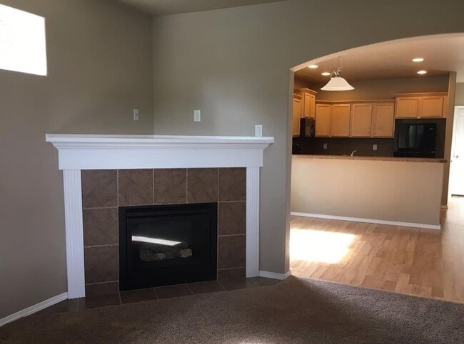 Building Photo - Beautiful home in Renaissance Ridge neighb...