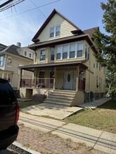 Building Photo - 67 Baldwin St