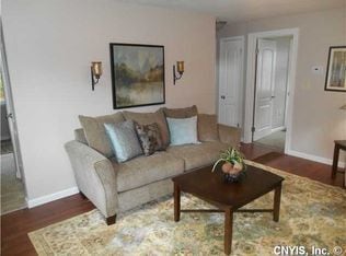 Building Photo - Comfortable Cape North Syracuse 3 bed/1 Bath
