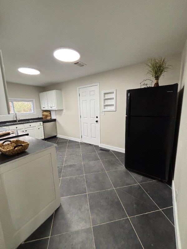 Foto del edificio - 1105-1107 Reynolds Rd