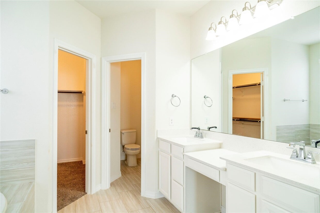 Building Photo - 3618 Windward Canyon Dr