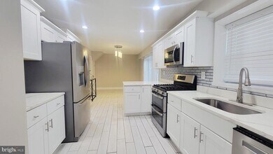 Building Photo - 12400 Shadow Ln