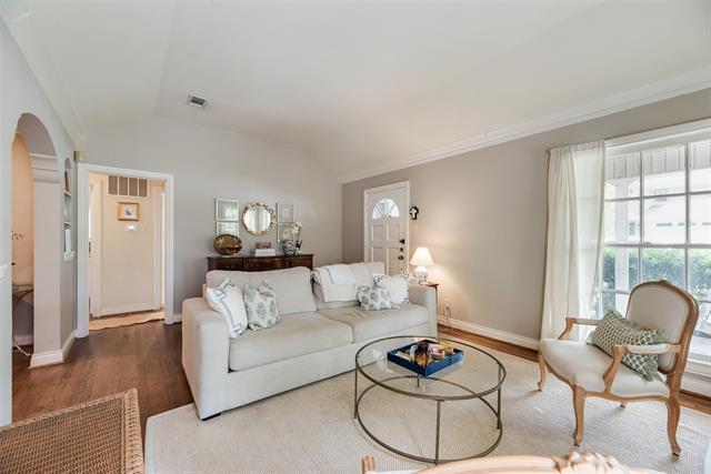 Building Photo - 6219 Revere Pl