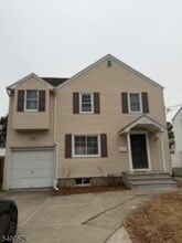 Building Photo - 374 E Midland Ave