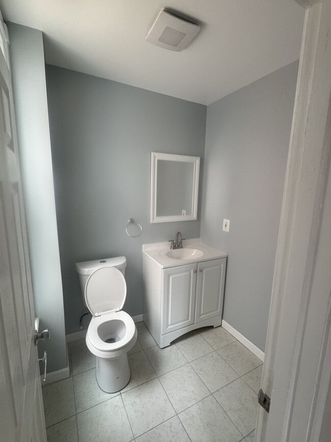 Photo - 18 Pine St House