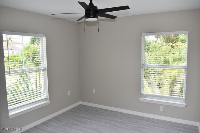 Building Photo - 212 Antis Dr