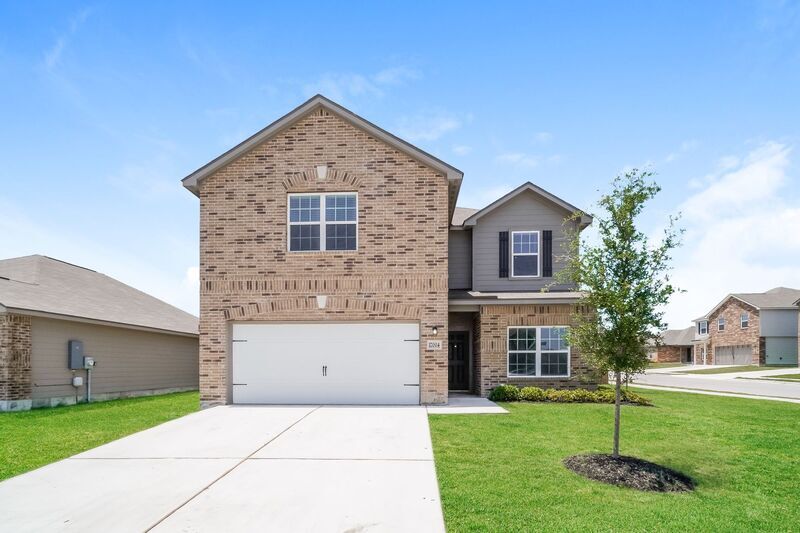 Foto principal - 17057 Dusty Boots Ln