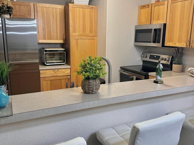 Foto del edificio - 2 Bedroom Townhome in Aurora