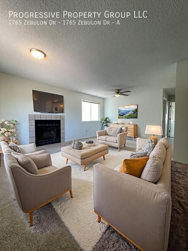 Foto principal - 1765 Zebulon Dr