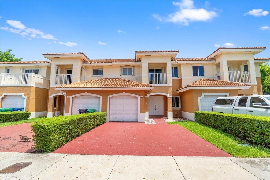 Primary Photo - 16279 SW 56th Terrace