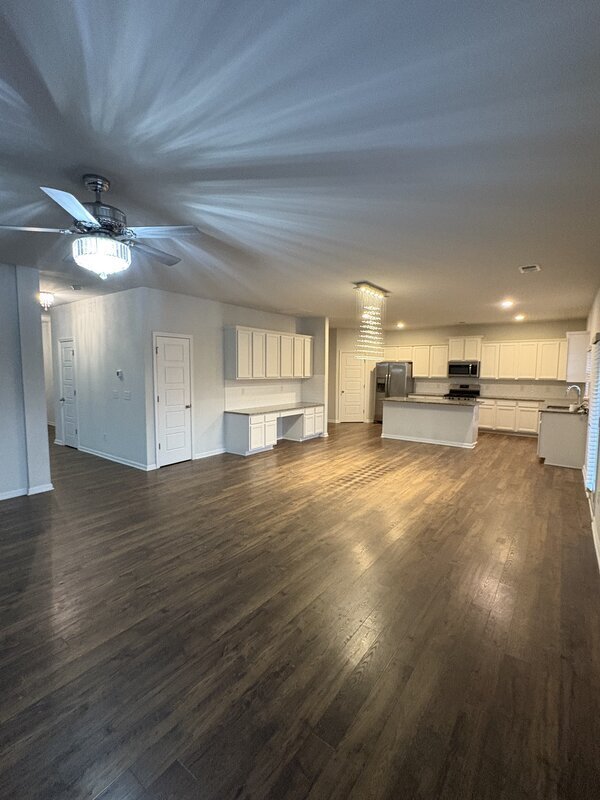 Building Photo - 407 Lakemont Dr