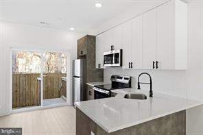 Photo - 1005 W Orleans St Apartment