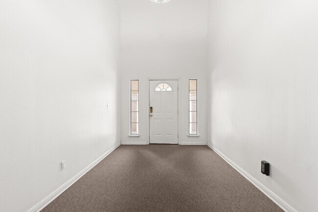 Building Photo - 3119 Douglas Fir Dr