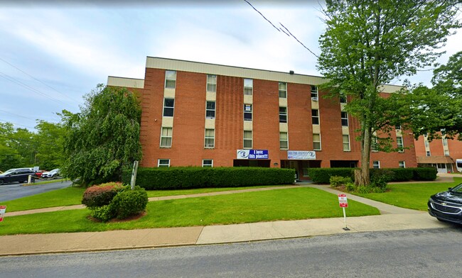 Foto del interior - Eagle Park Apartments – Clarion's Premier Student & Professional Housing