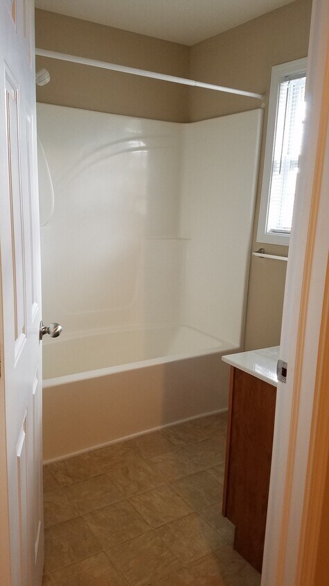 Primary Photo - 3 bedroom, 2.5 bath townhome