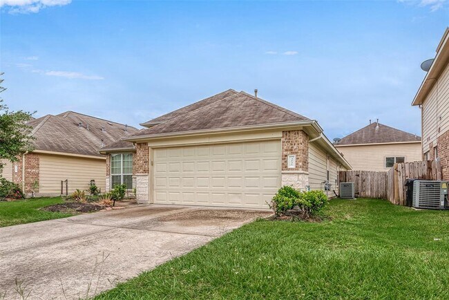 Building Photo - 3526 Tulip Trace Dr