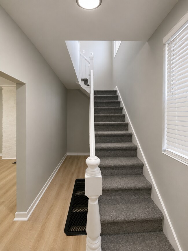 Foto del edificio - 2910 Belleview Ave