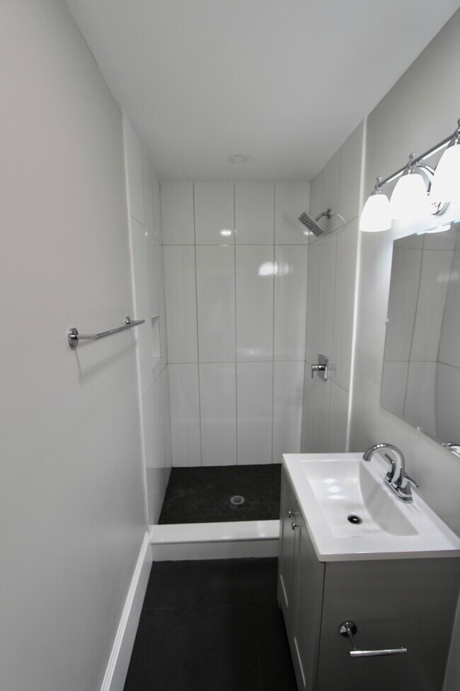 Foto del edificio - 203 Westville St