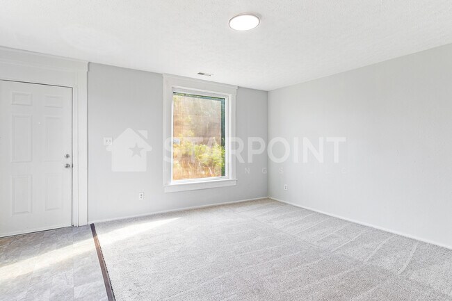Foto del edificio - 1611 W Kentucky St