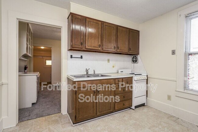 Foto del edificio - 400 S Spring St