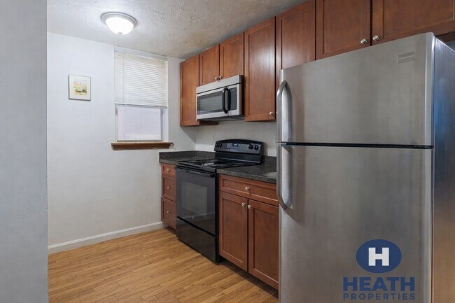 Foto del edificio - 10 Parker Hill Ave