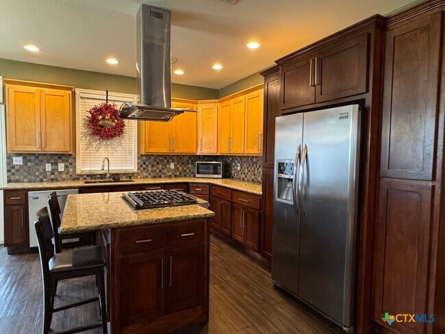 Foto del edificio - 102 Lexington Ln