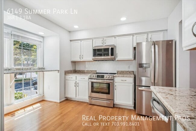 Building Photo - 6149 Summer Park Ln