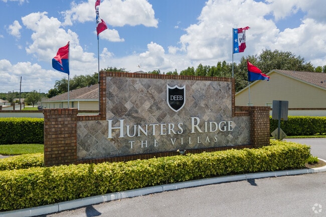 Monument Sign - The Oasis at Hunter's Ridge 55+