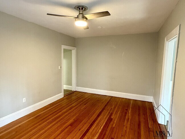 Building Photo - 116 Winthrop Rd