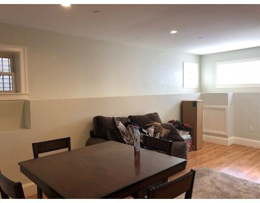 Building Photo - 602 Dorchester Ave