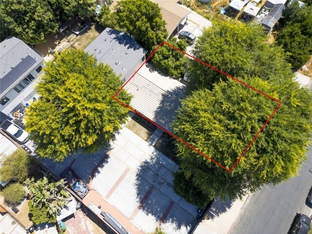 Building Photo - 20347 Runnymede St