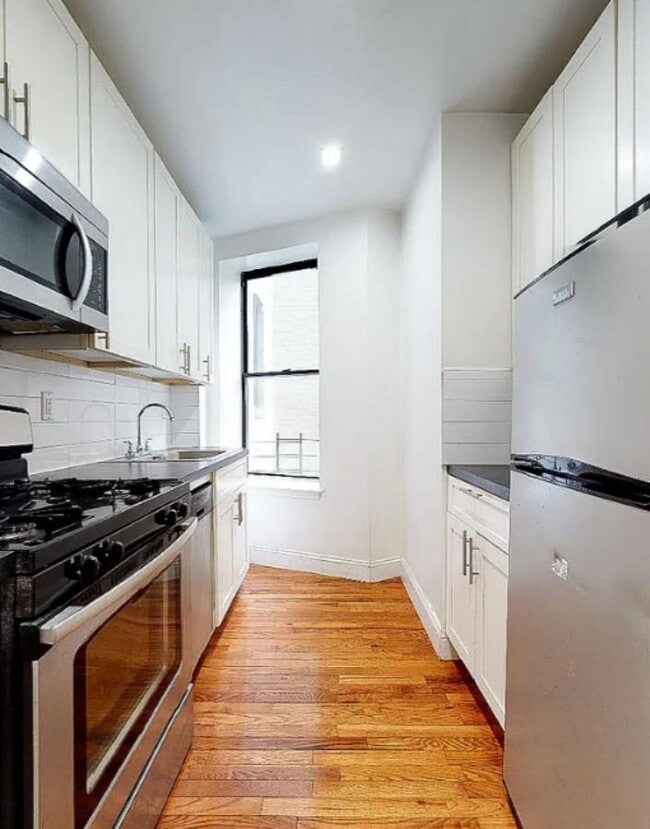 Building Photo - West 116th Street