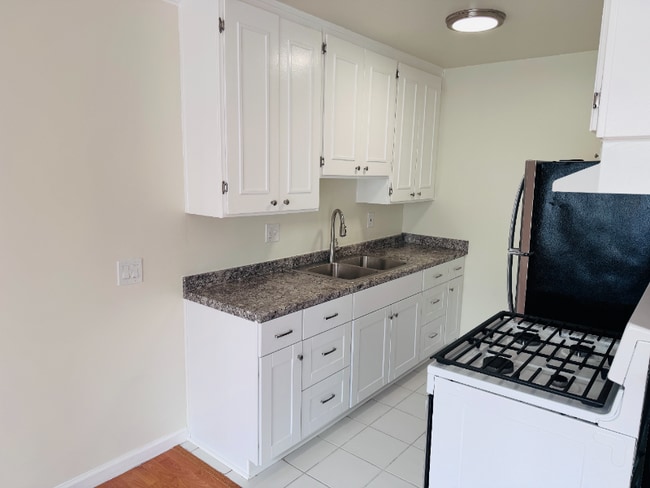 Foto del edificio - 407 N Avenue 50