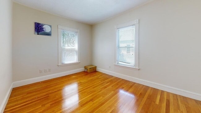 Building Photo - 109 Magoun Ave
