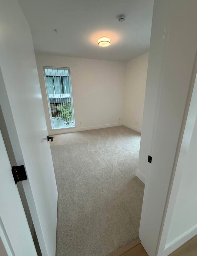 Photo du bâtiment - 3055 Murray St