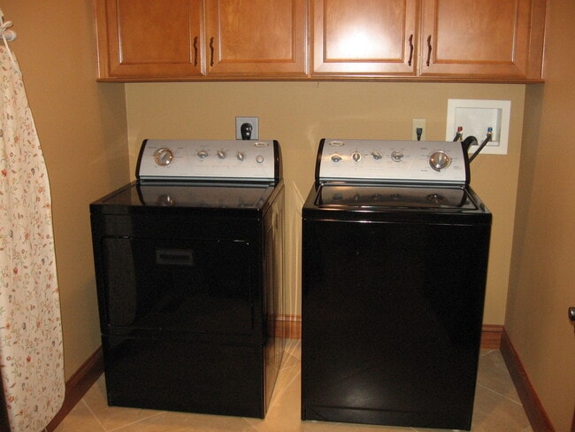 Foto del edificio - $1,800 - 2 Bedroom / 2 Bathroom Furnished Luxury Condo in Smoky Mountain Country Club