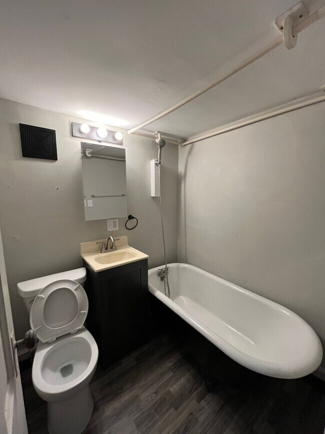 Foto del edificio - 1508 W 14th St