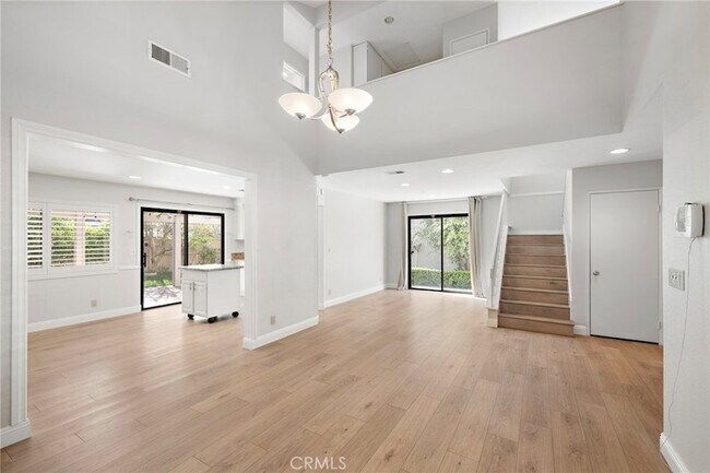 Foto del edificio - 46 Silkberry