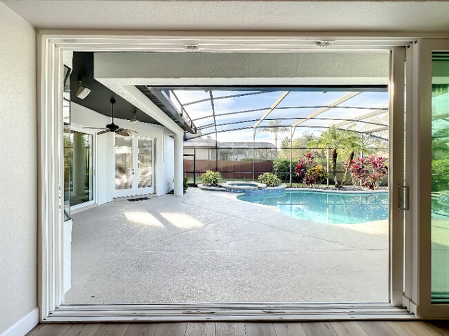 Foto del edificio - 104 Spring Creek Ln