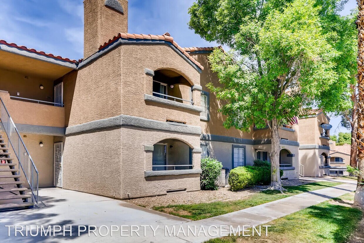 Primary Photo - 220 Mission Newport Ln
