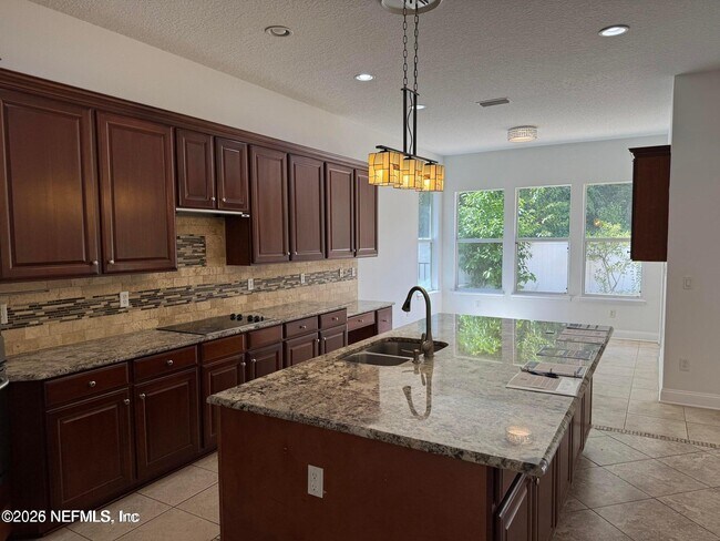 Foto del edificio - 9902 Windwater Ct