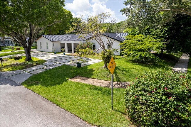 Foto del edificio - 7705 SW 171st Terrace