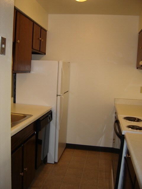 Building Photo - 3378 Butternut Dr