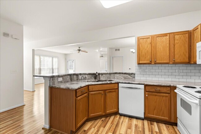 Foto del edificio - 17104 Chesapeake Cir