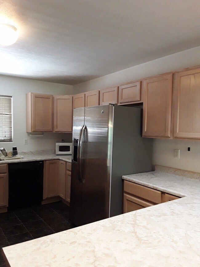 Foto del edificio - Spacious 3 bedroom 2 bath home in Kula-Available now!