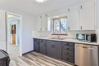 Foto del edificio - 3264 Niagara St
