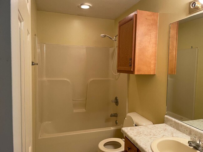 Foto del edificio - 2 Bed, 2 Bath Home for Rent in Barnett Bend