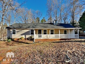 Building Photo - 8800 Vagabond Rd